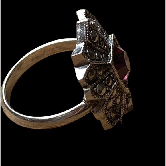 Marcasite Silver-Plated Purple Ring Woman’s Jewelry Art Deco Plum Crystal NEW - Picture 5 of 8